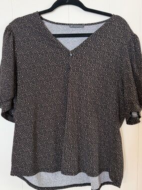 Short Sleeve Knit Top